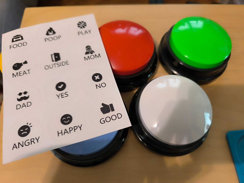 Przyciski głosowe do treningu zwierząt. Przyciski głosowe 11 sztuk.