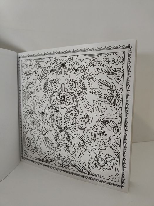 Cuda ogrodów – kolorowanka relaksacyjna