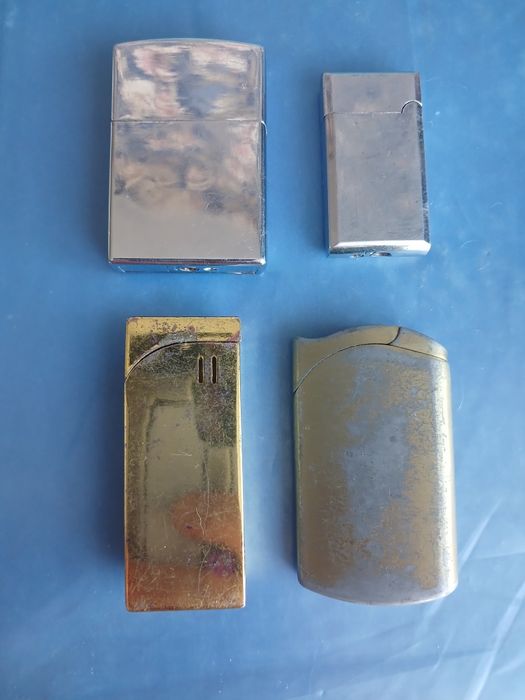 Зажигалки 4 штуки, все робочие