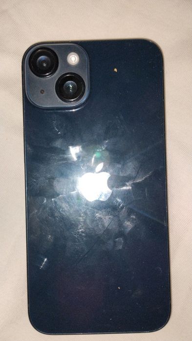 Айфон 14 256 гб завис на проводі