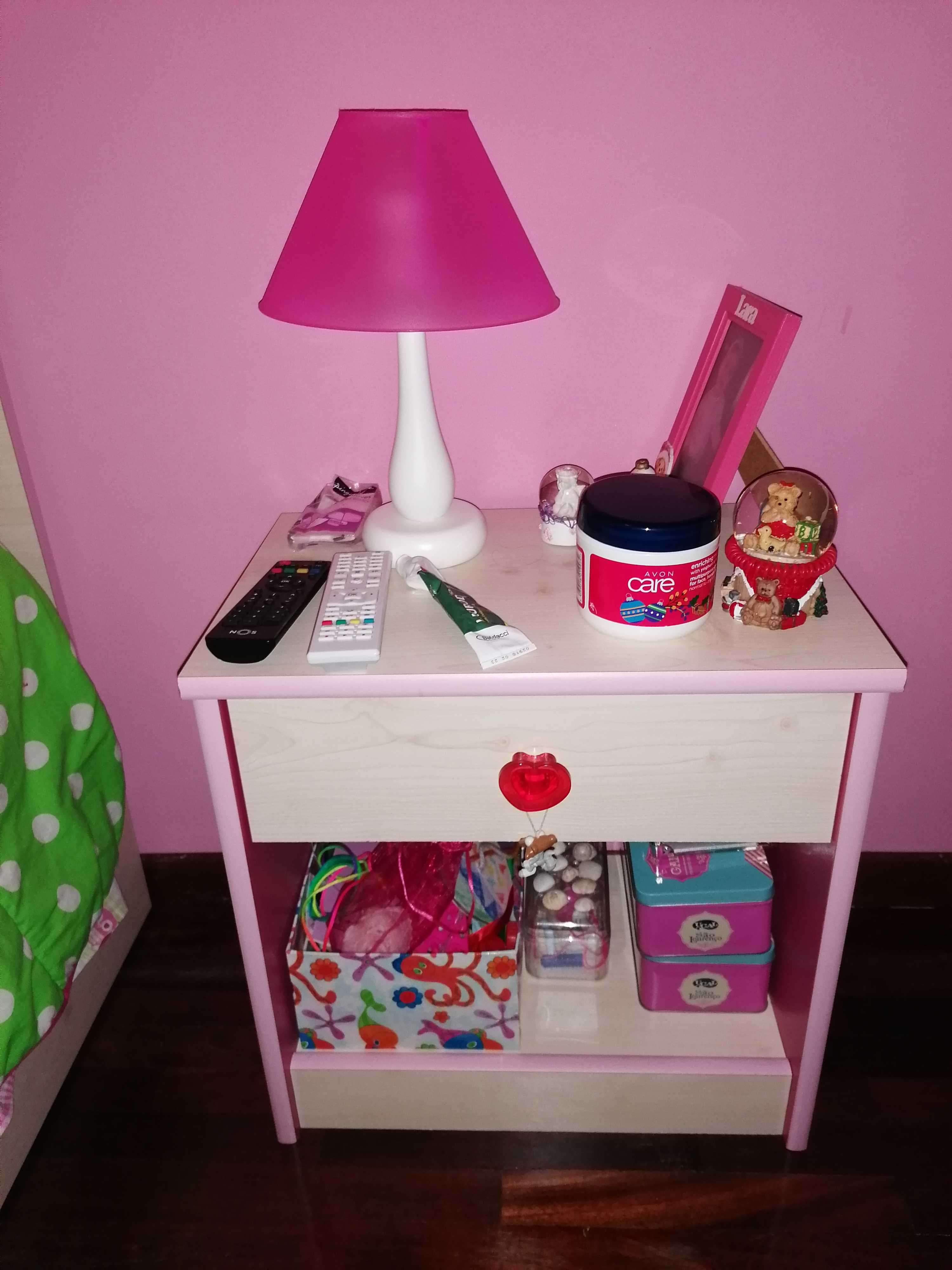 Mobília de quarto para menina