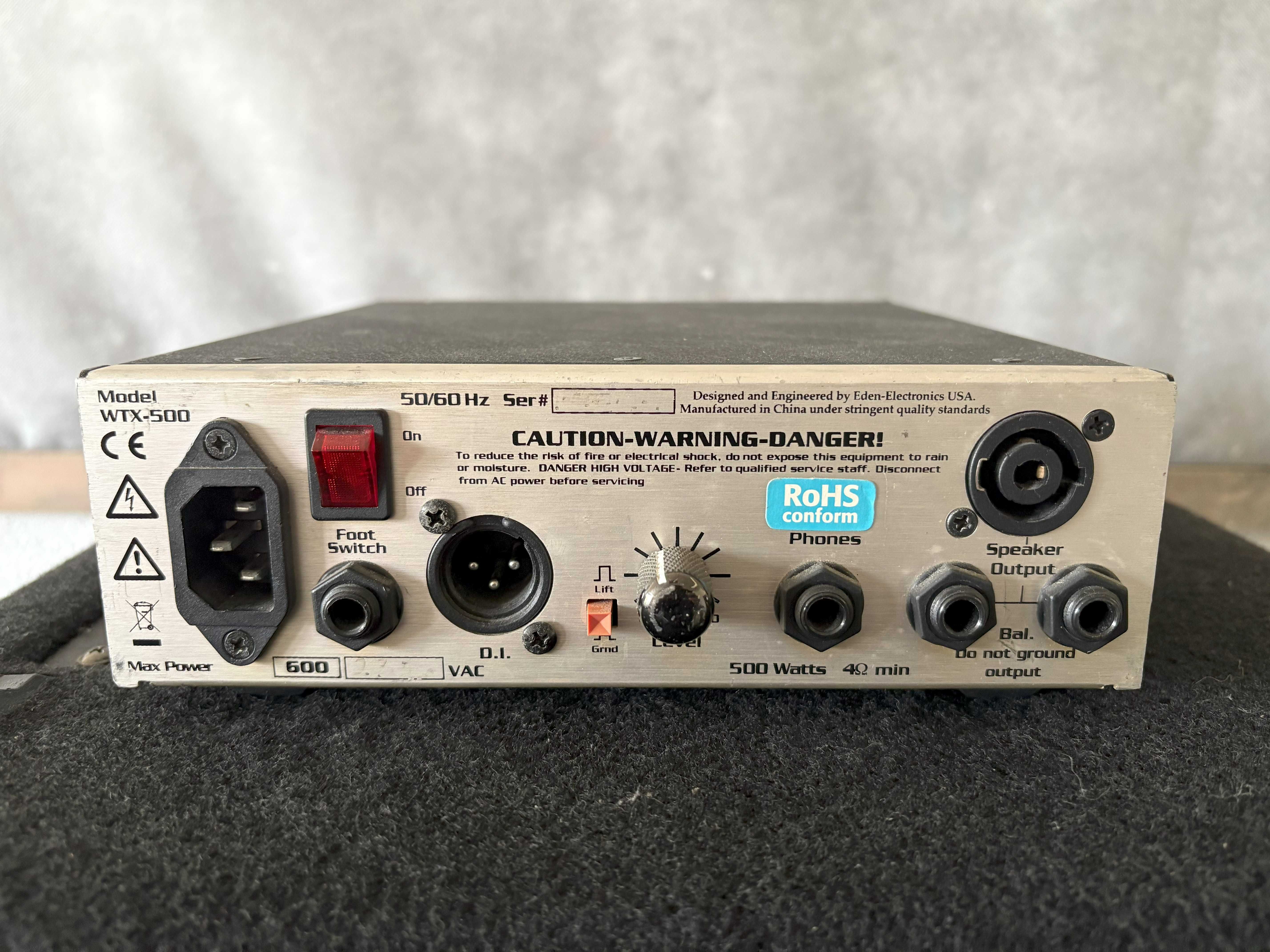 Coluna Mark Bass + Cabeça Eden WTX