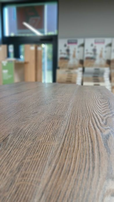 Panele Podłogowe w kolorze Dąb Wenge / Kaindl Grube 12mm AC5 okazja!