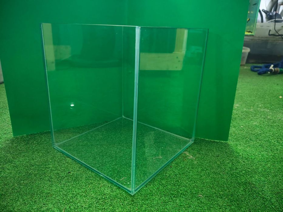 Aquário cubos 28/25/25