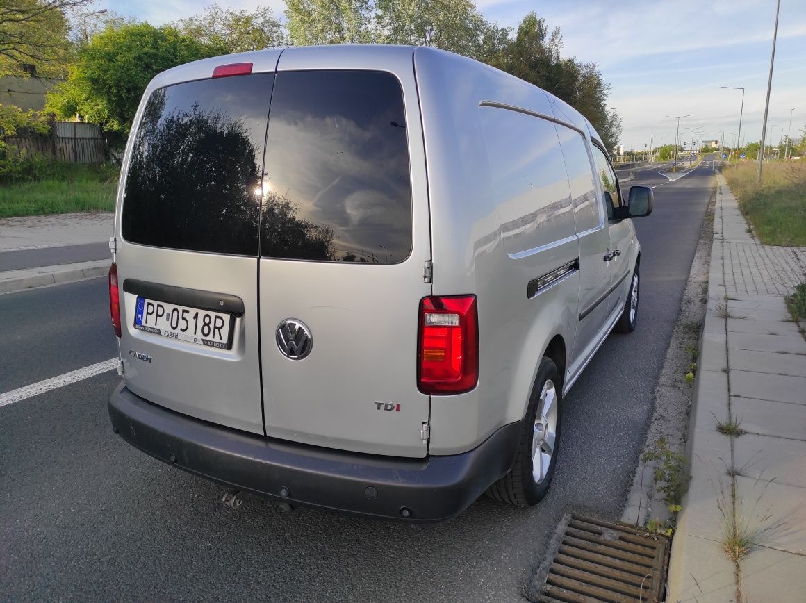 VW Caddy Maxi Long 130KM, VAT1, hak, po serwisie