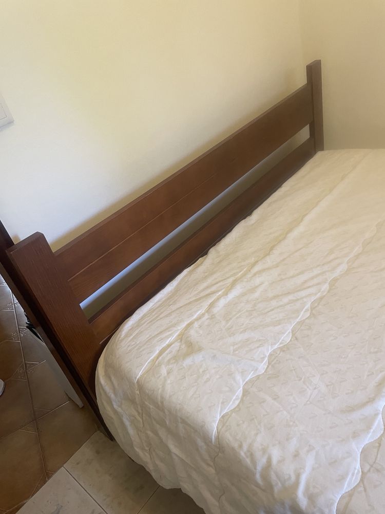 Cama casal sem colchao