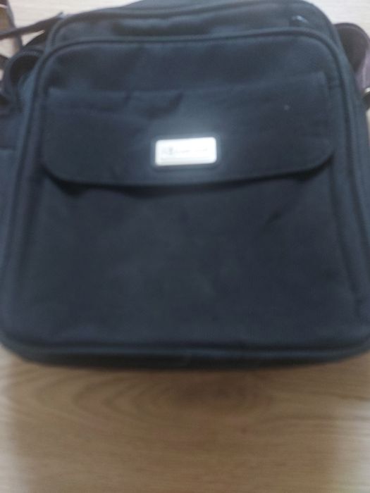 Продам  чоловічі сумки.