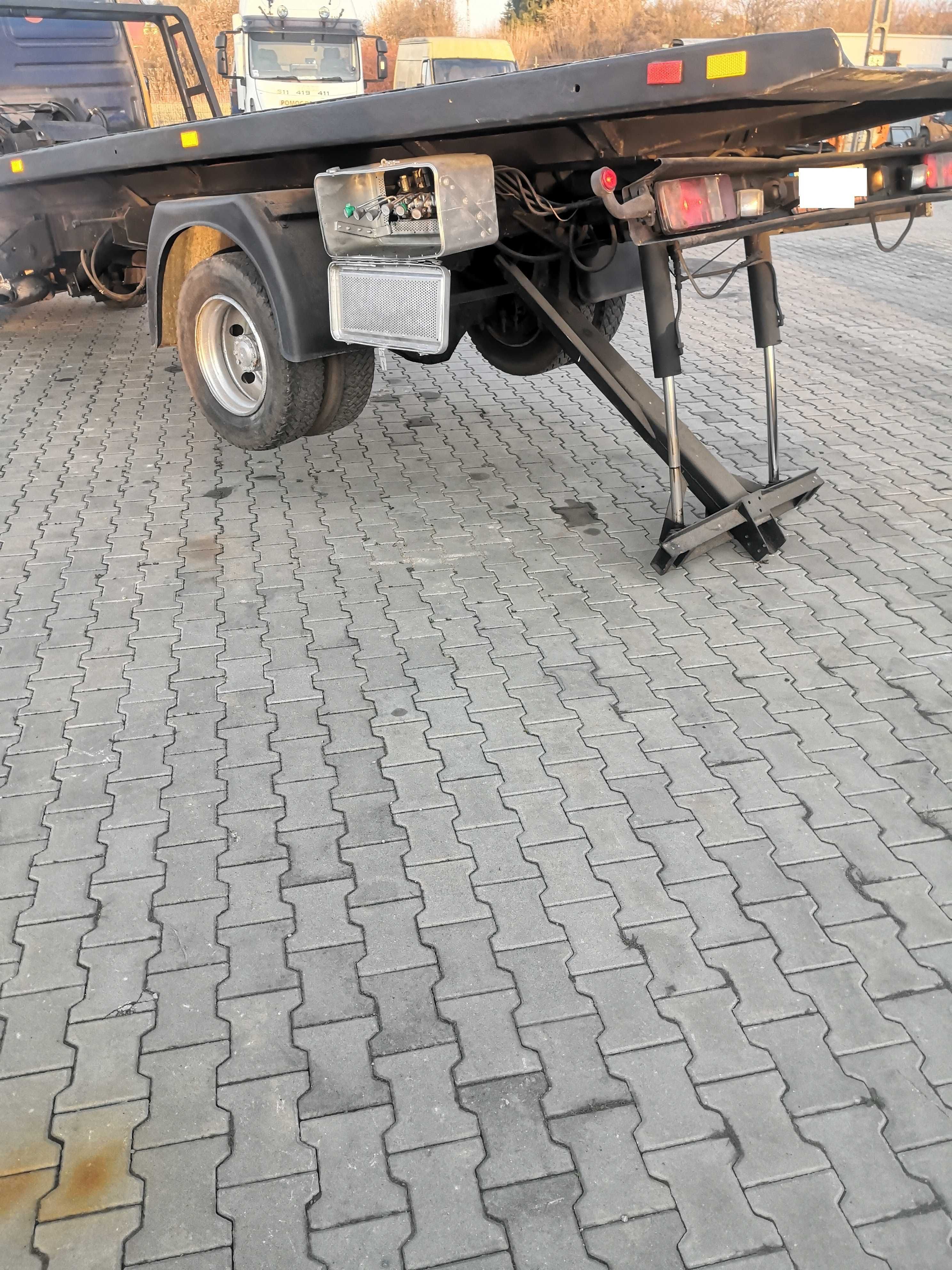 laweta RENAULT MIDLINER PŁYTA HYDRAULICZNA autolaweta pomoc drogowa