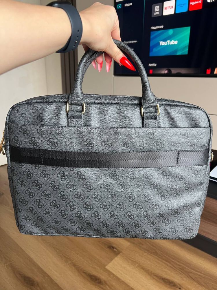 Сумка для ноутбука Guess