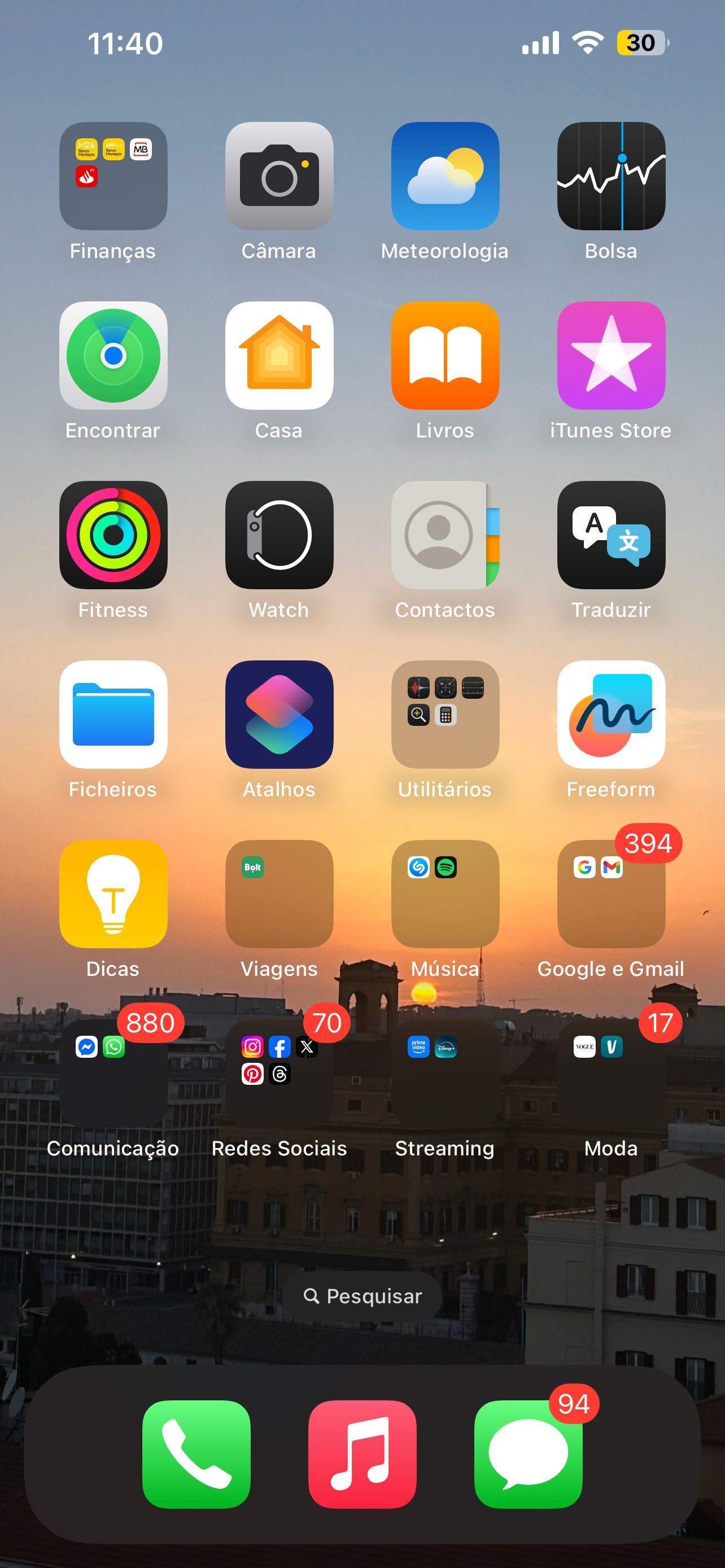 iPhone 14 plus ESIM