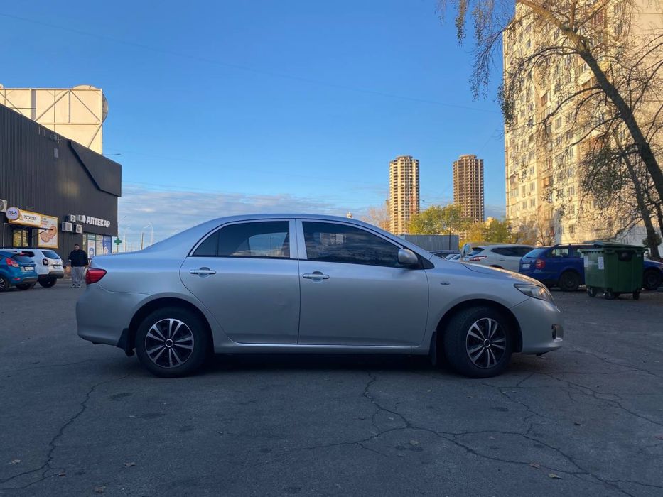 Toyota Corolla 2007 рік
