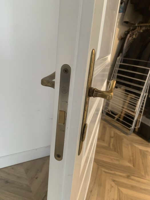 Двері міжкімнатні 80х200 праві зворотнього відкоивання