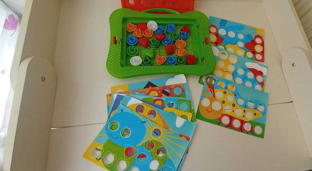 Дитяча кольорова мозаїка з крупними деталями, 10 трафаретів, вік 2+