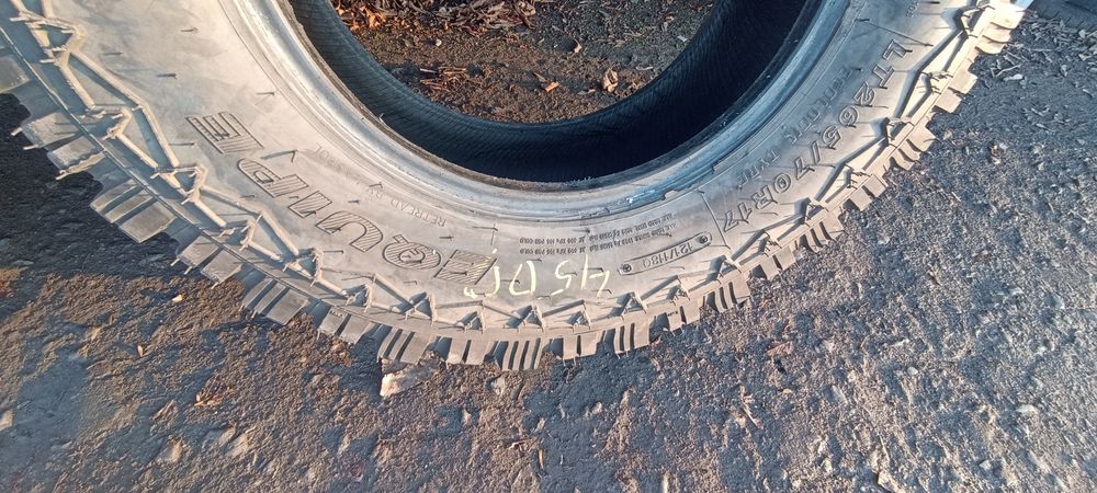 Резина R17 LT265/70  121/18Q M+S комплект