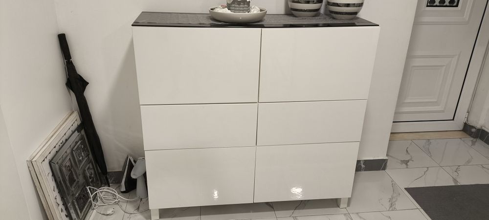Aparador branco IKEA