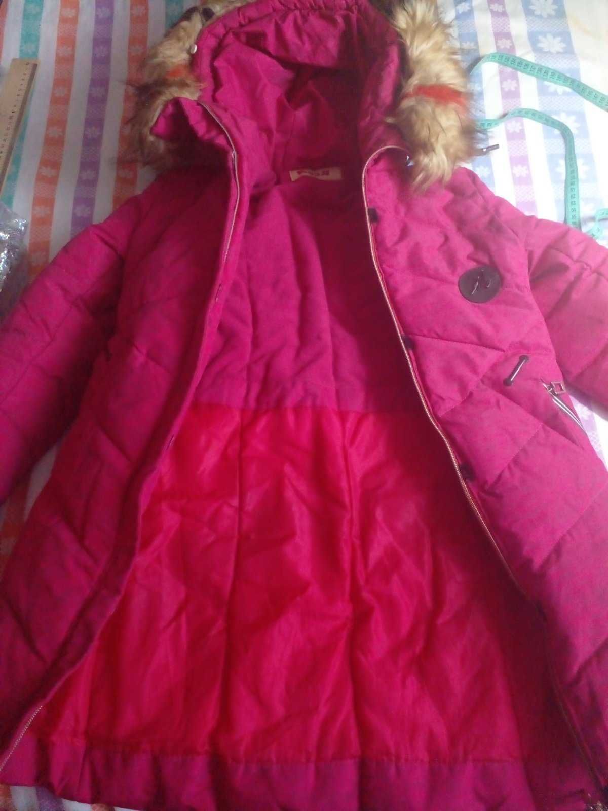 Б.У зимова куртка-пальто на дівчинку