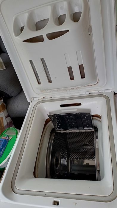 Пральна машина з вертикальним завантаженням Whirlpool AWT 2296