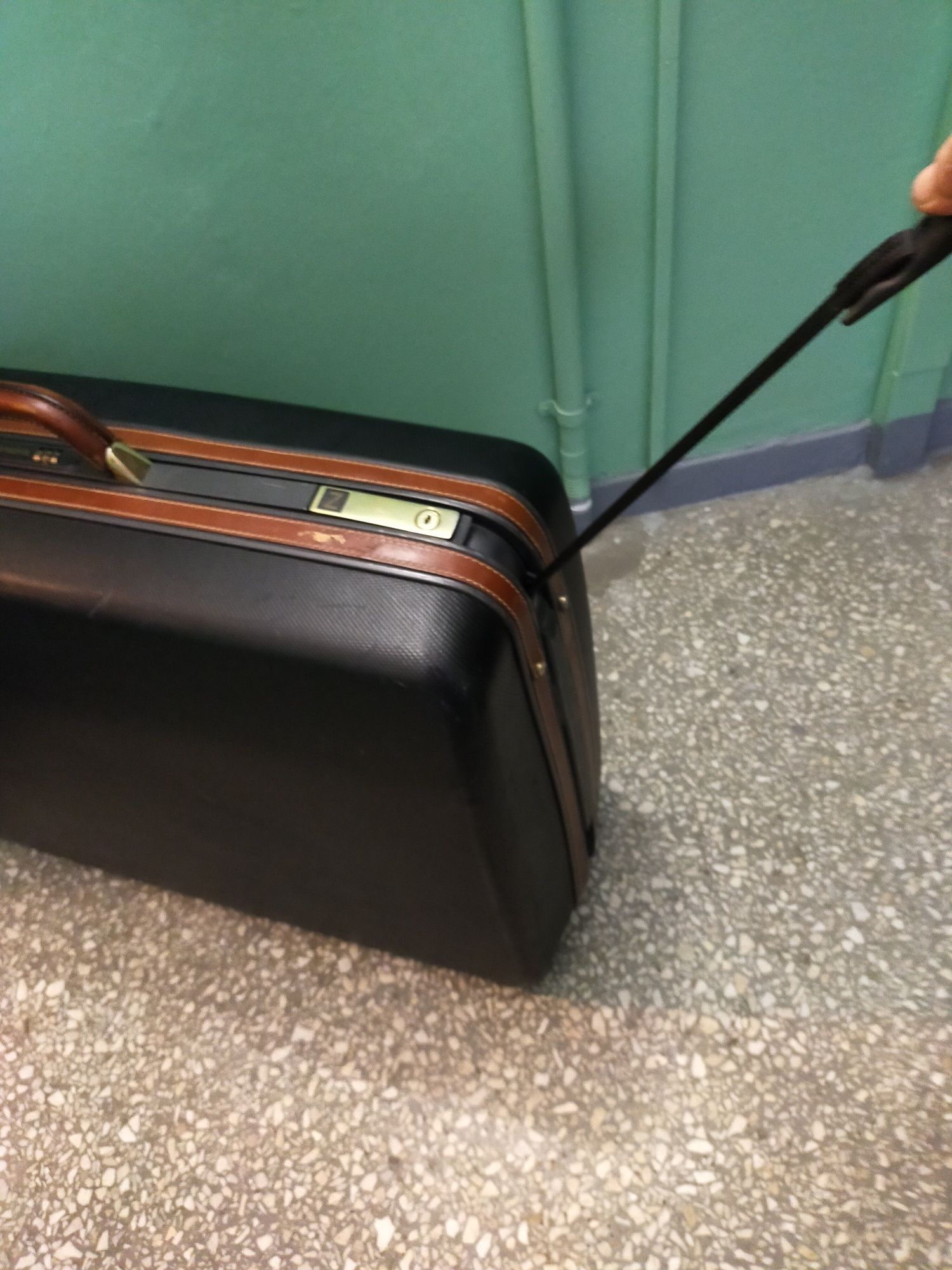 Walizka podróżna turystycznyczna Samsonite duża na 4 kółkach 115 l