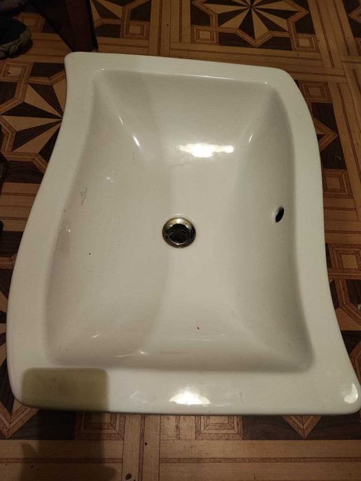 Умивальник врізний VILLEROY&BOCH