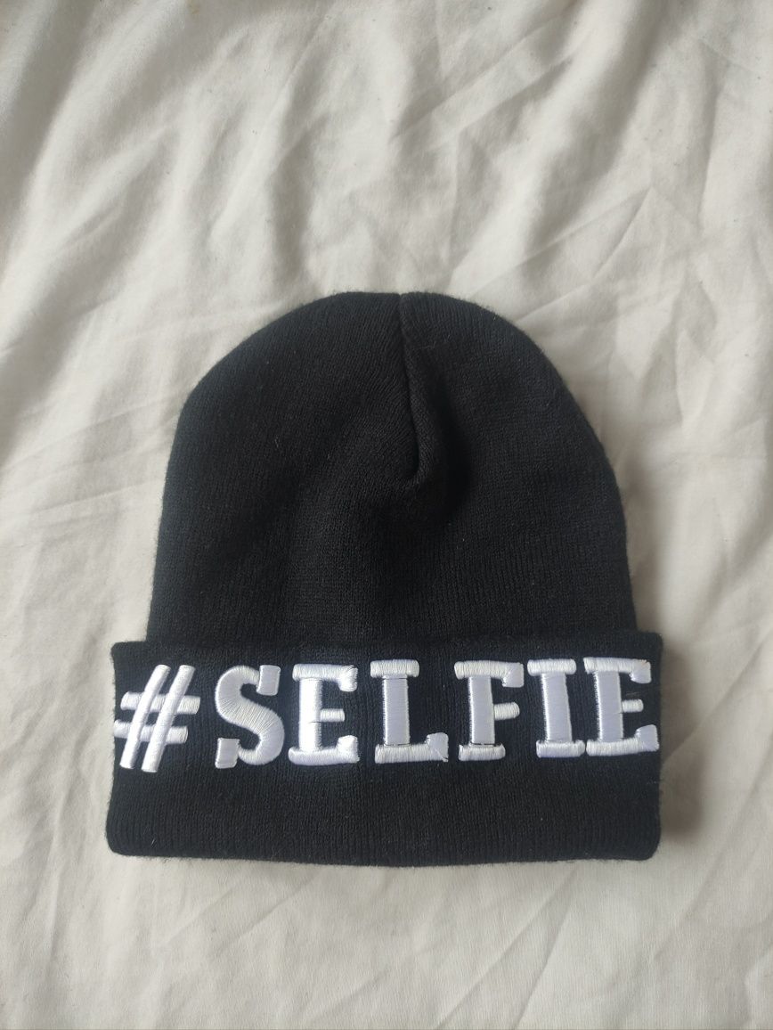 Шапка черная #selfie