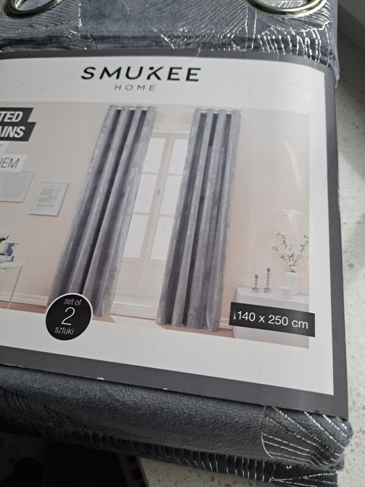 Nowe zasłony na przelotkach 140x250- dwie sztuki, szare srebrny nadruk