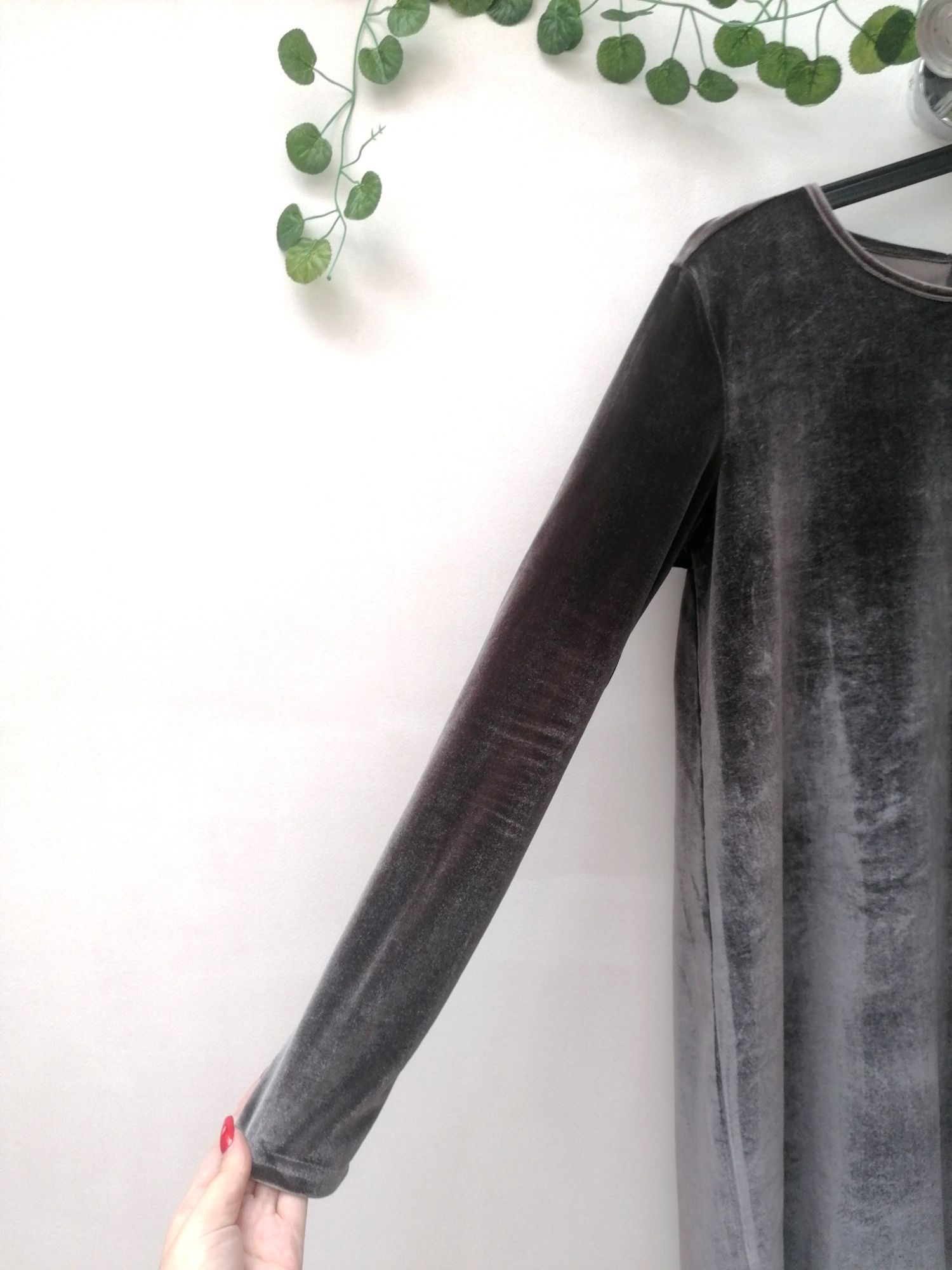 Vestido Aveludado Cinzento