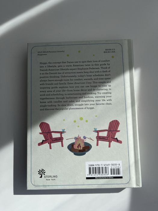 Книга American Cozy Hygge, книга про Хюґе англійською мовою
