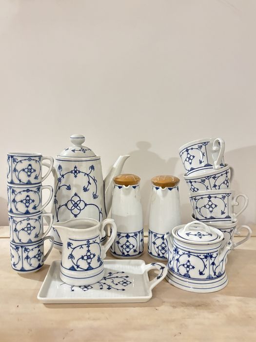 Zestaw/zastawa naczyń