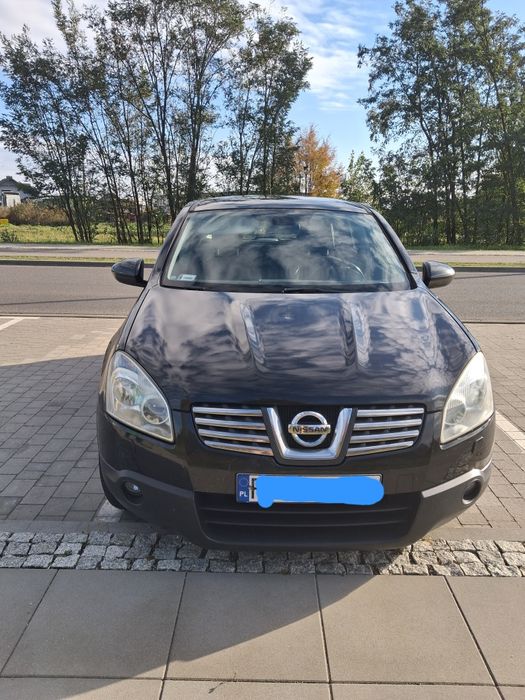 Nissan Qashqai 1.6 kolor czarny metalik