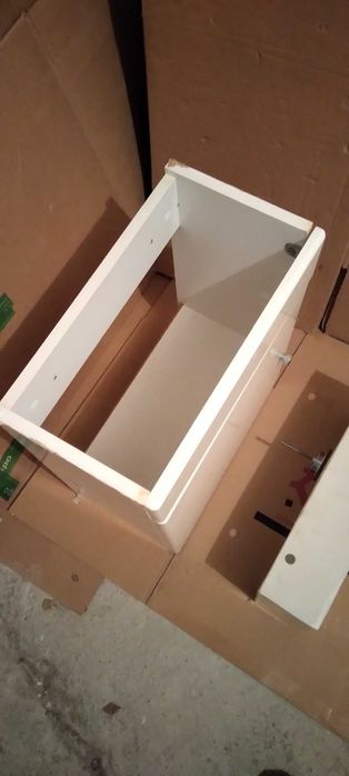 Umywalka HYBNER z szafką