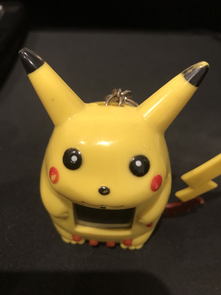 Pokemon Tamagotchi Pikachu lata 90