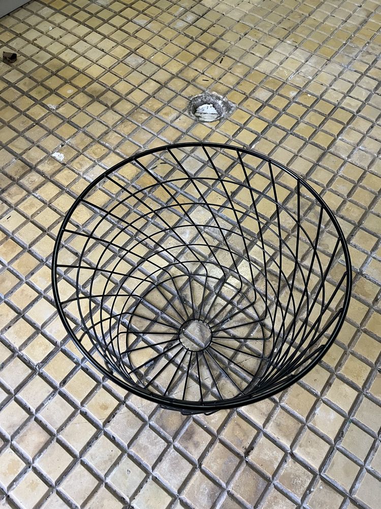 Mesa de arrumação IKEA