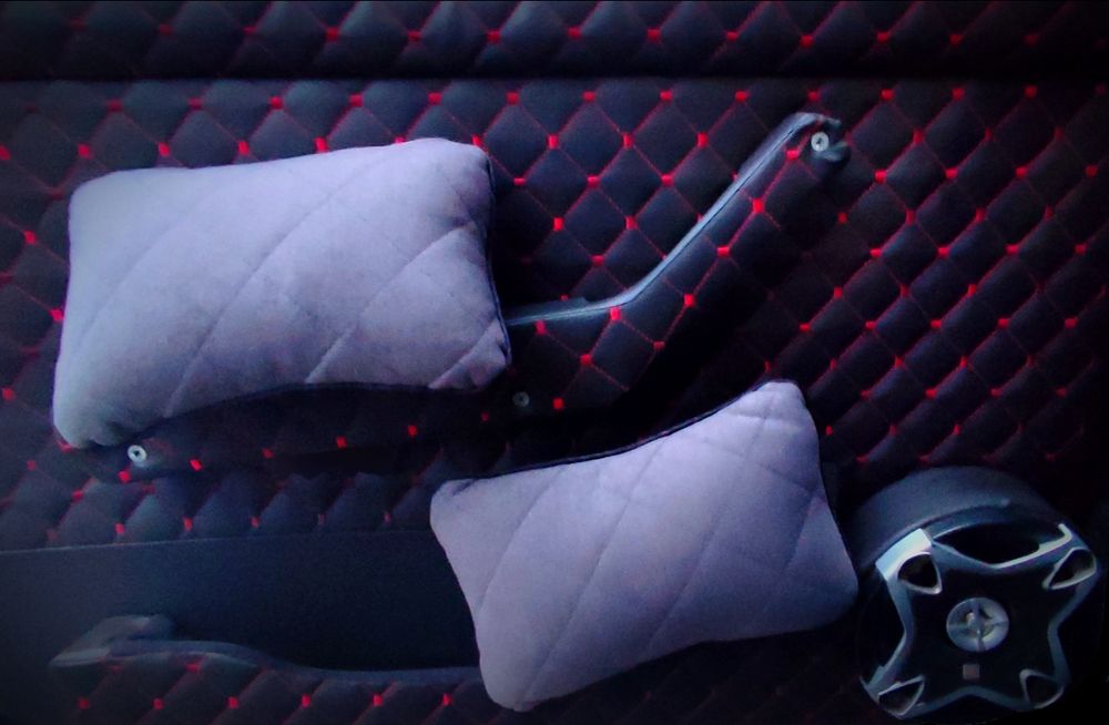 Комплект подушок на підголівники авто (2 шт.)