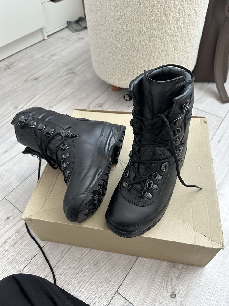 Buty skorzane wojskowe trapery Demar
