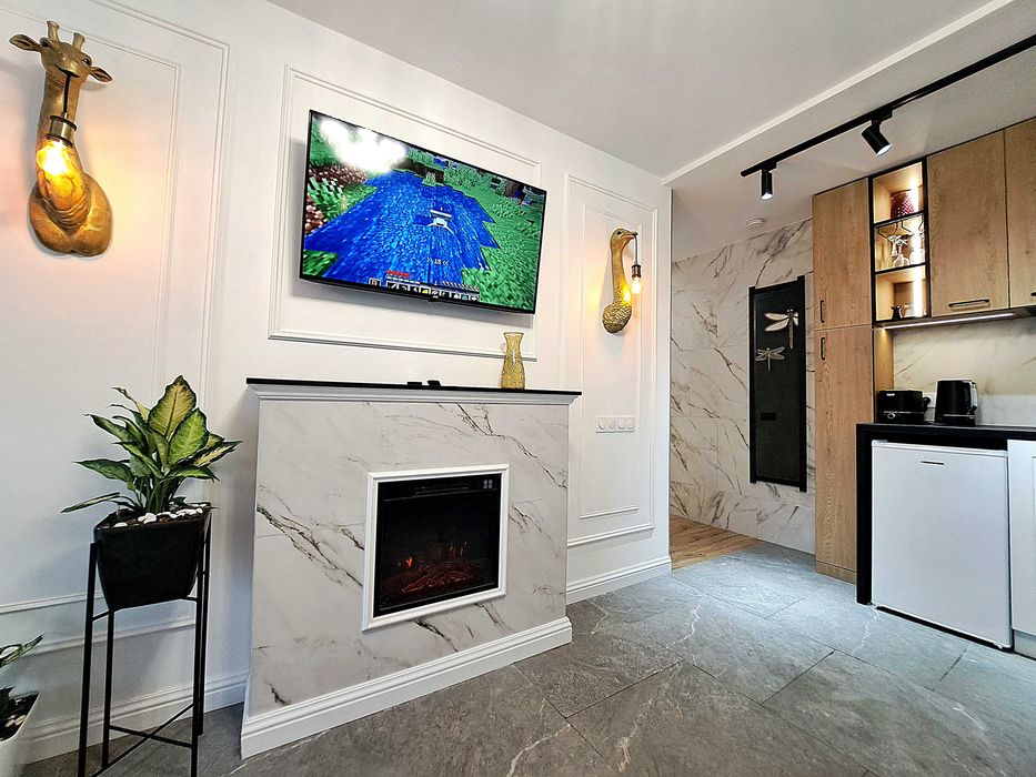 NEW Квартира біля ТРЦ Никольский, джакузі, SMART TV, центр, подобово