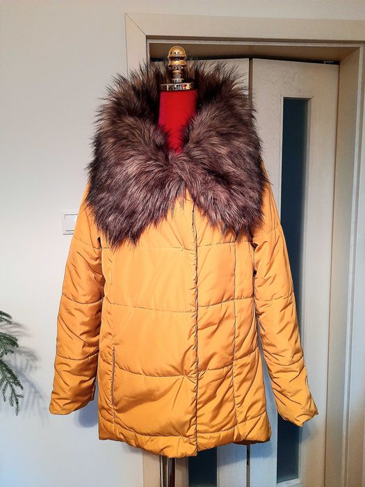 Kurtka ocieplana damska r .42/44  żółta/musztardowa