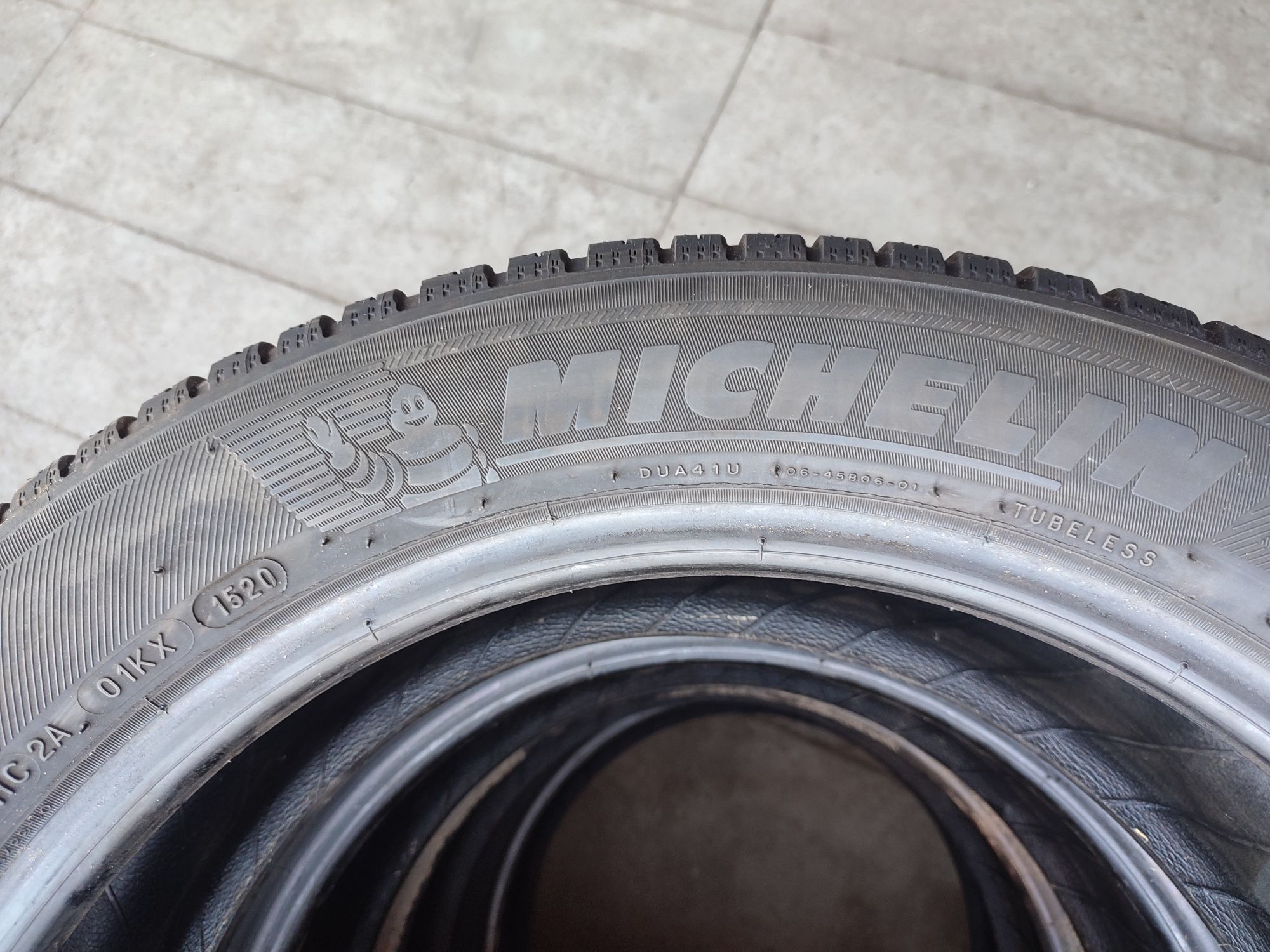 205/55/17 95V Michelin Crossclimate Komplet Opon Całoroczne Wielosezon