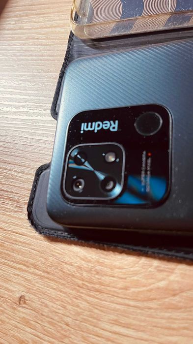 Xiaomi Redmi 10c 4+2/128 GB Zamykane Etui + kostka.