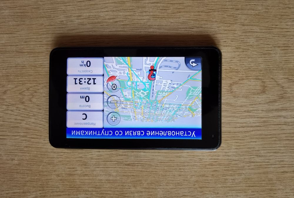 Навигатор Garmin Nuvi 3790