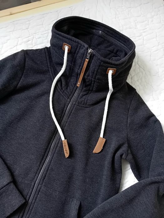 Ciepła bluza z kapturem