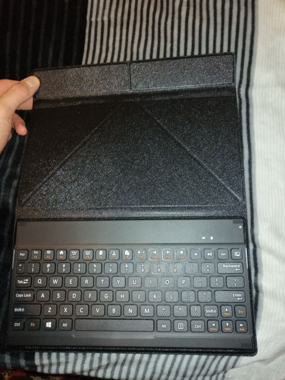 Lenovo BT MULTI-OS KEYBOARD W500. Klawiatura na blotooth