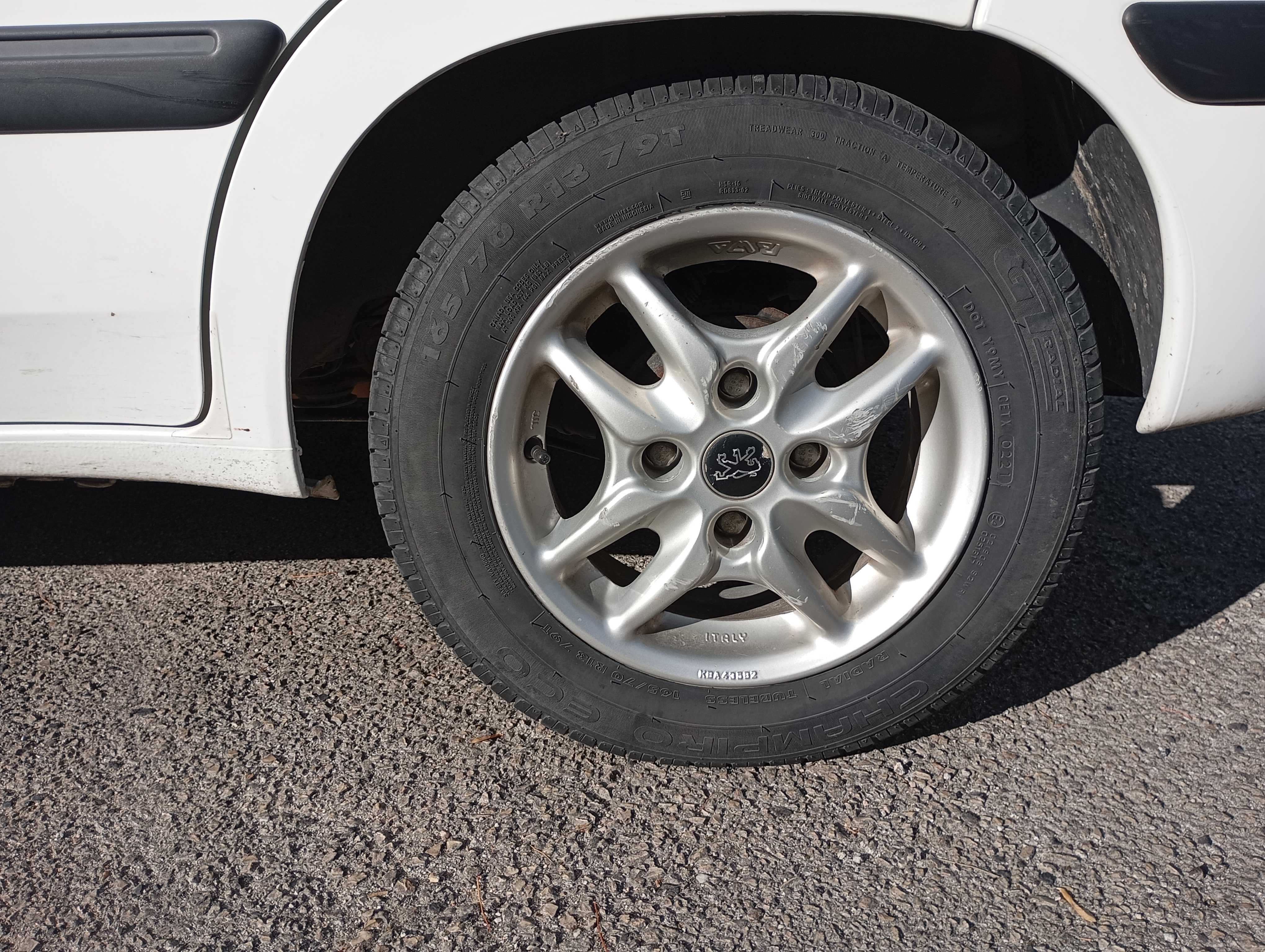 Peugeot 106 Poucos KMS Impecável