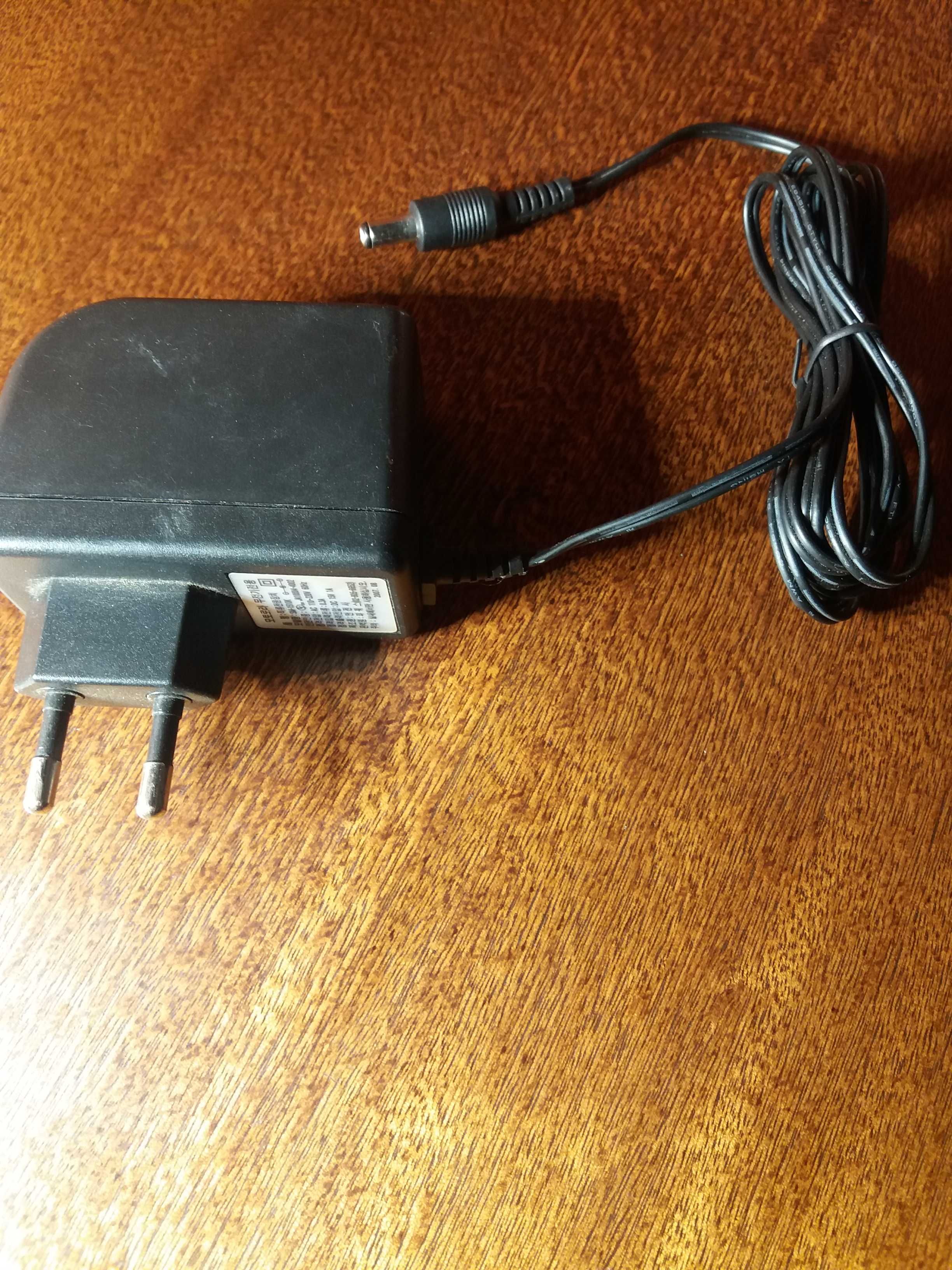Блок питания 15V 1A со штекером 5.5*2.1 мм