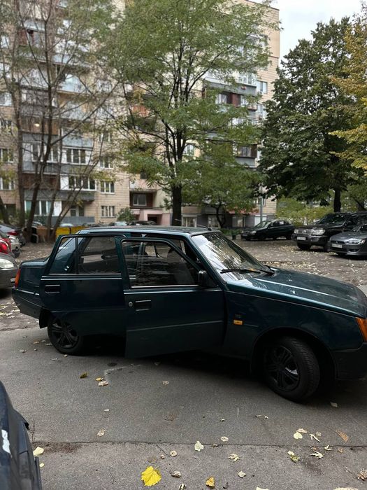 Продажа Славута 1.1 карбюратор ,поставлен електро насос.1999р.