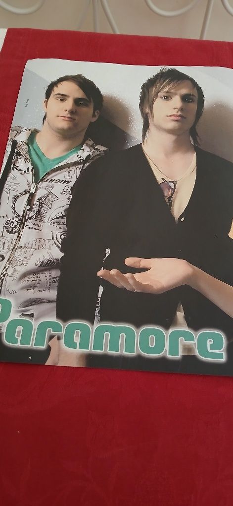 Poster Paramore, novo