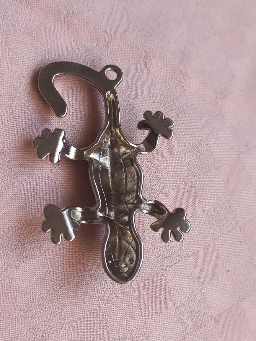 Zawieszka brelok metalowy salamandra