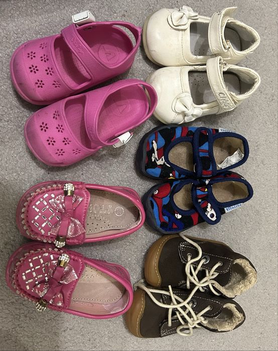 Продам дитяче взуття 19/20 розмір