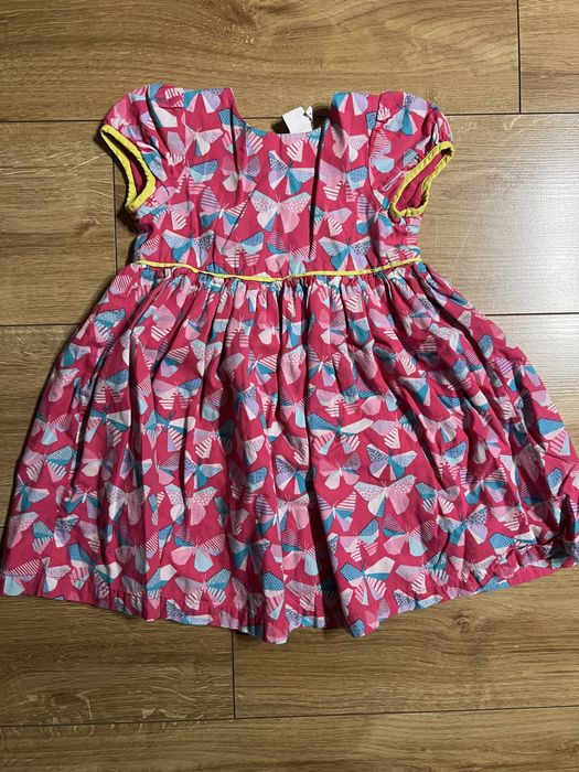 Sprzedam dwie sukienki na 1,5 roku - 2 lata