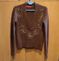 Sweterek brązowy z haftem i koralikami r.S/M
