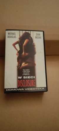 W Sieci Disclosure kaseta VHS